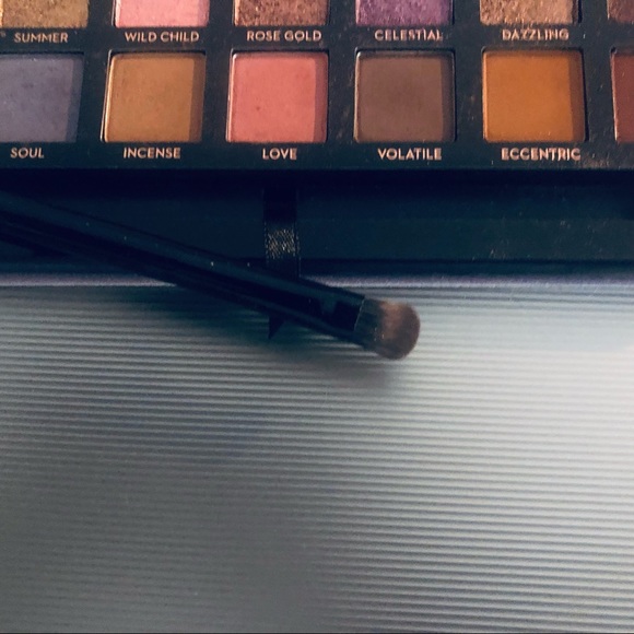 Anastasia Beverly Hills Norvina Eyeshadow Palette - Picture 5 of 6